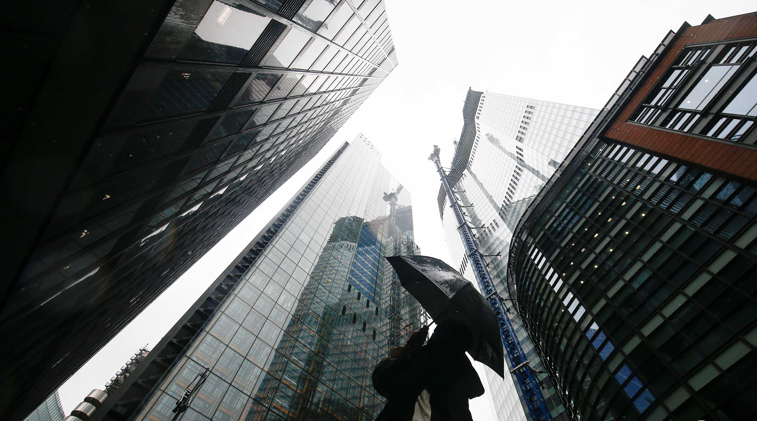 Sovereign Wealth Funds Are Growing More Slowly And Governance Issues