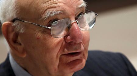 Former U.S. Federal Reserve Board Chairman Paul A. Volcker speaks at a news conference in New York, June 8, 2015. 